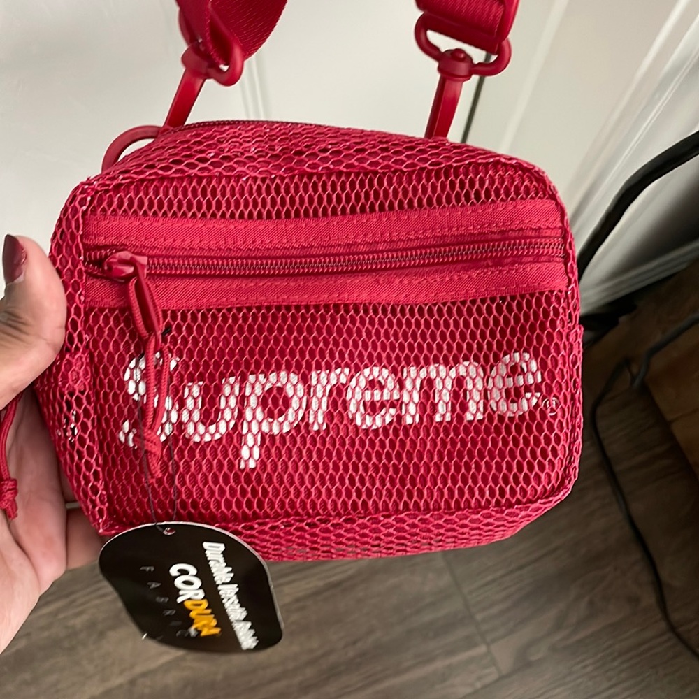 Supreme Cross Body, Small Shoulder Bag (SS20)